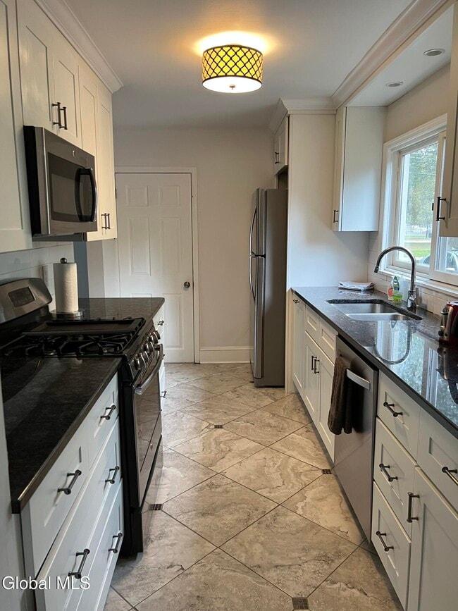 Photo - 223 Lake Ave Unit 2