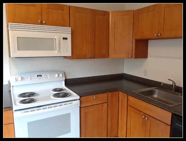 Photo - 424 25th Ave S