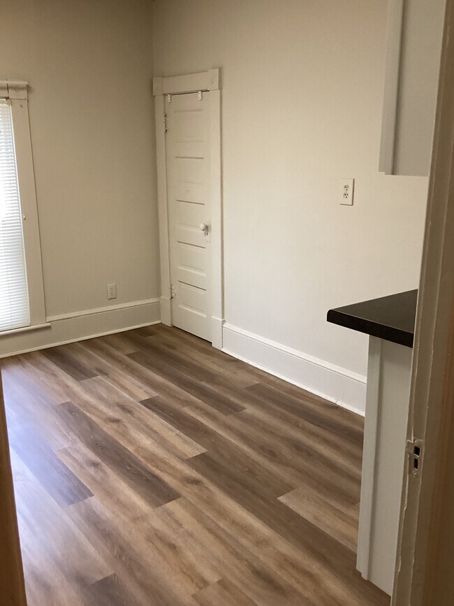 Photo - 111 Broad St Unit 113R