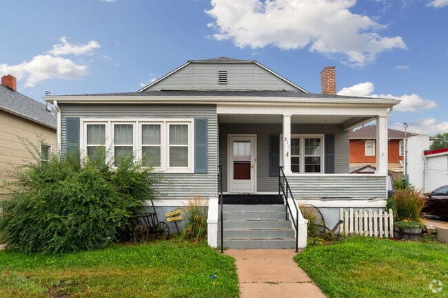 Building Photo - 316 E 20th St Rental