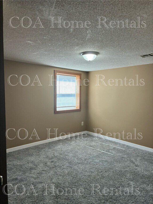 Photo - Spring Ave Unit 100