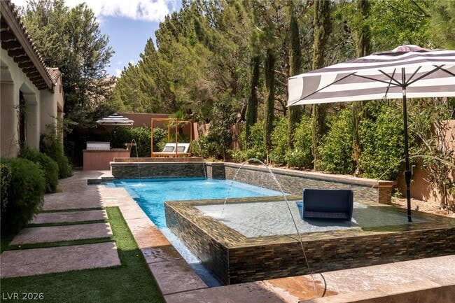 Photo - 84 Carolina Cherry Dr