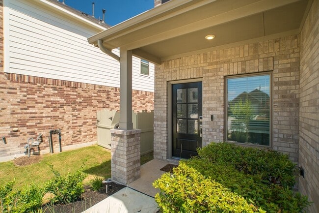 Photo - 10539 Preserve Wy