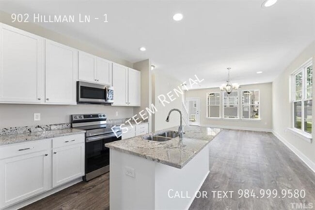 Photo - 902 Hillman Ln