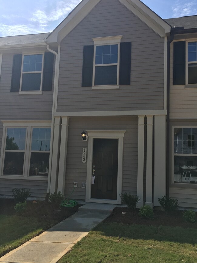 Building Photo - 4208 Tain Burgh Ct