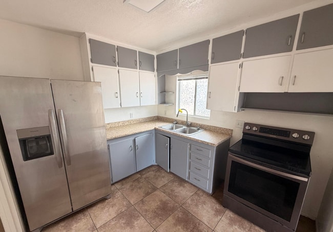 Photo - Quaint 3 Bed 1 Bath Home in the Heart of Florence, AZ!