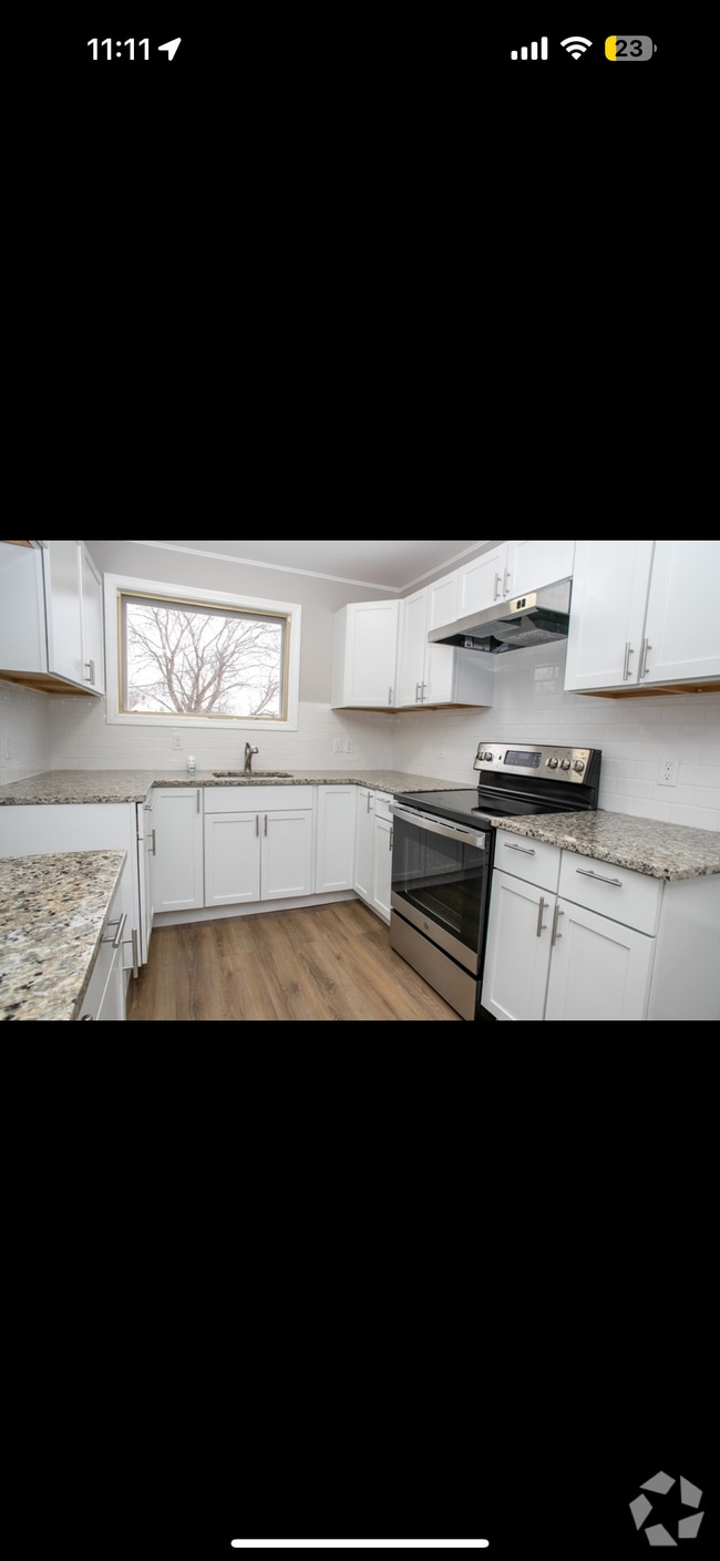 Building Photo - 303 Parker St Unit 2 Rental