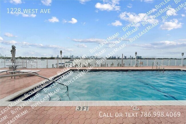 Photo - 1228 West Ave