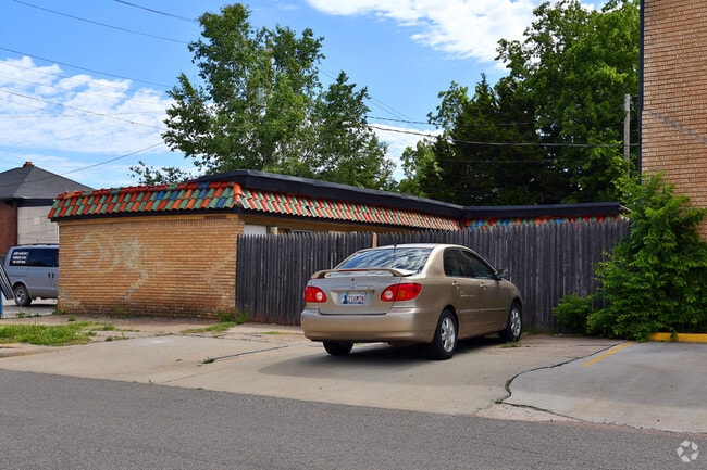 Photo - 225 NW 24th St