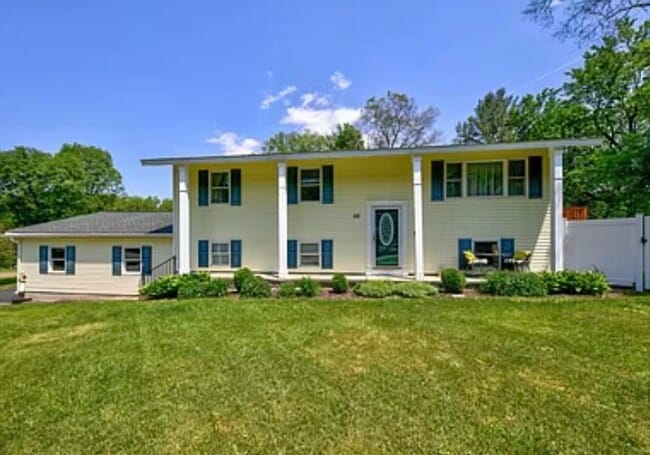 Photo - 82 Wagon Wheel Trl