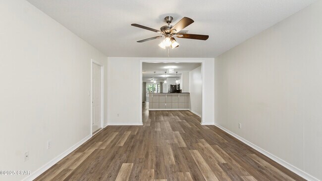 Photo - 137 Park Pl