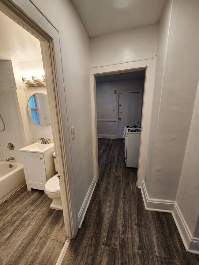 Photo - 18898 Ironwood Ave Unit 18898 Ironwood Ave - Down