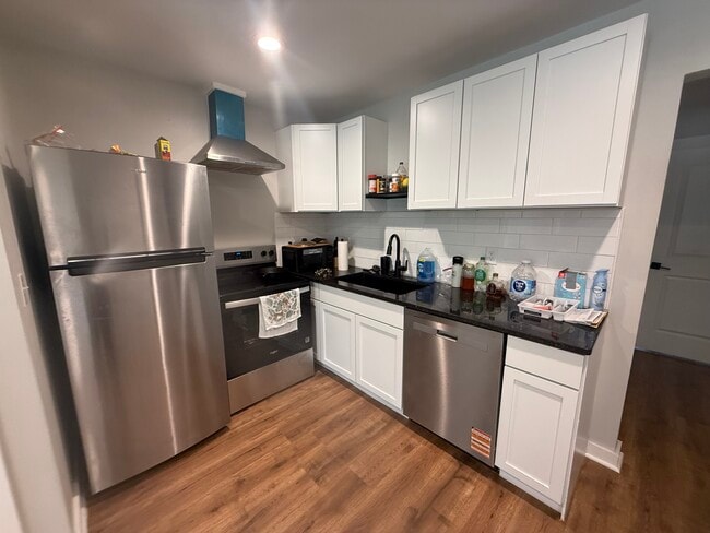 Photo - 20 W Zeller St Unit 1