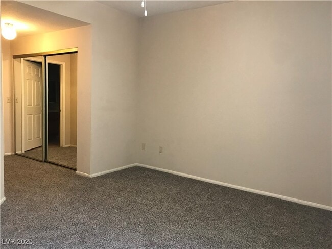 Building Photo - 5155 W Tropicana Ave Unit 1155