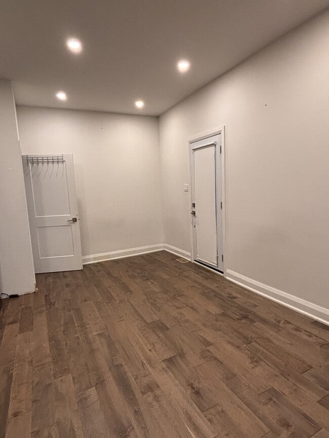 Photo - 82 Eccles St