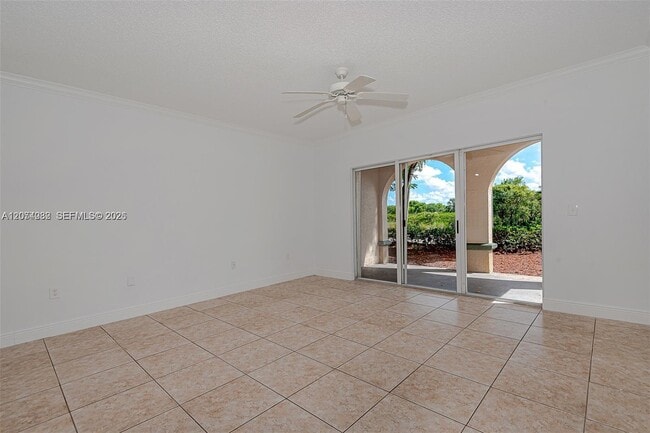 Photo - 2452 Centergate Dr Unit 103