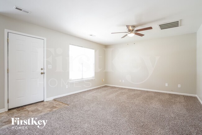 Photo - 2303 Sidney Porter Dr