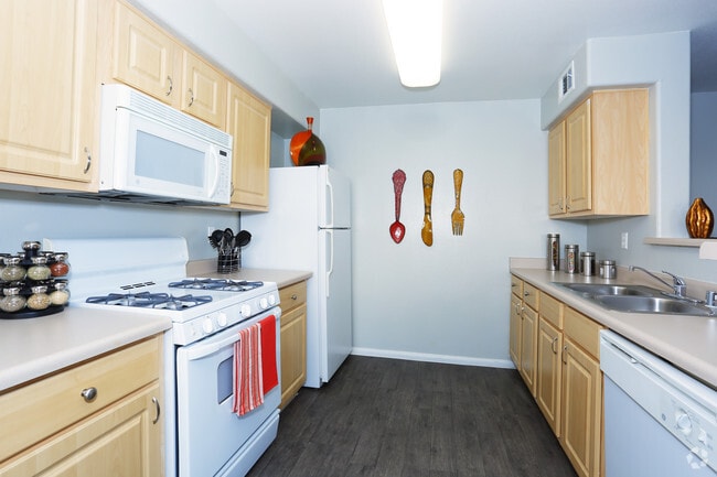 2BR, 2BA - 1130 SF Kitchen