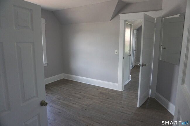 Photo - 3371 Main St