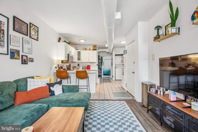 Photo - 117 Green Ln Unit B