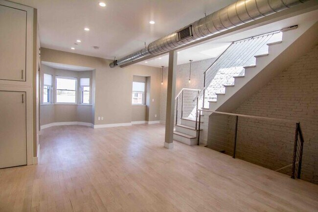 Photo - 40 Williams St Unit 3