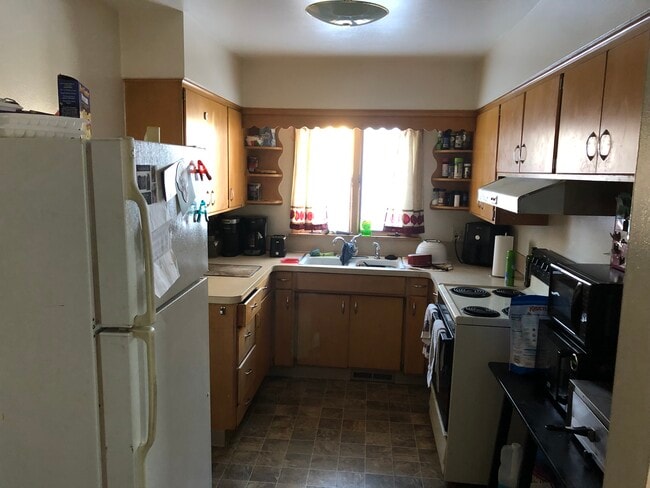 Photo - 228 S 4th St