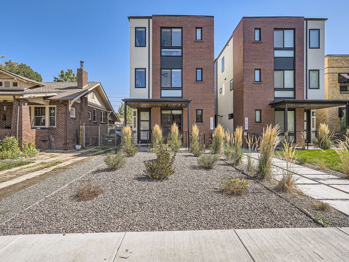 Evolve Real Estate: Gorgeous Rowhome with ... - Evolve Real Estate: Gorgeous Rowhome with ...