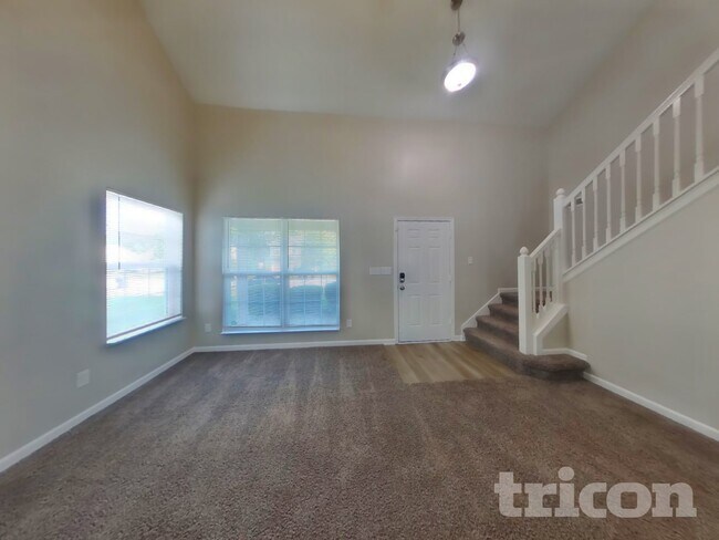 597 Grassy Bend Dr