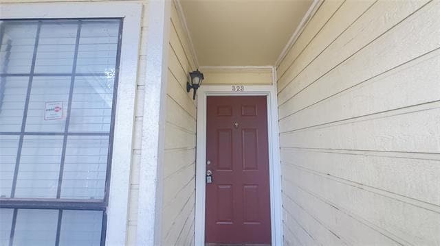 Building Photo - 9601 Forest Ln Unit 323