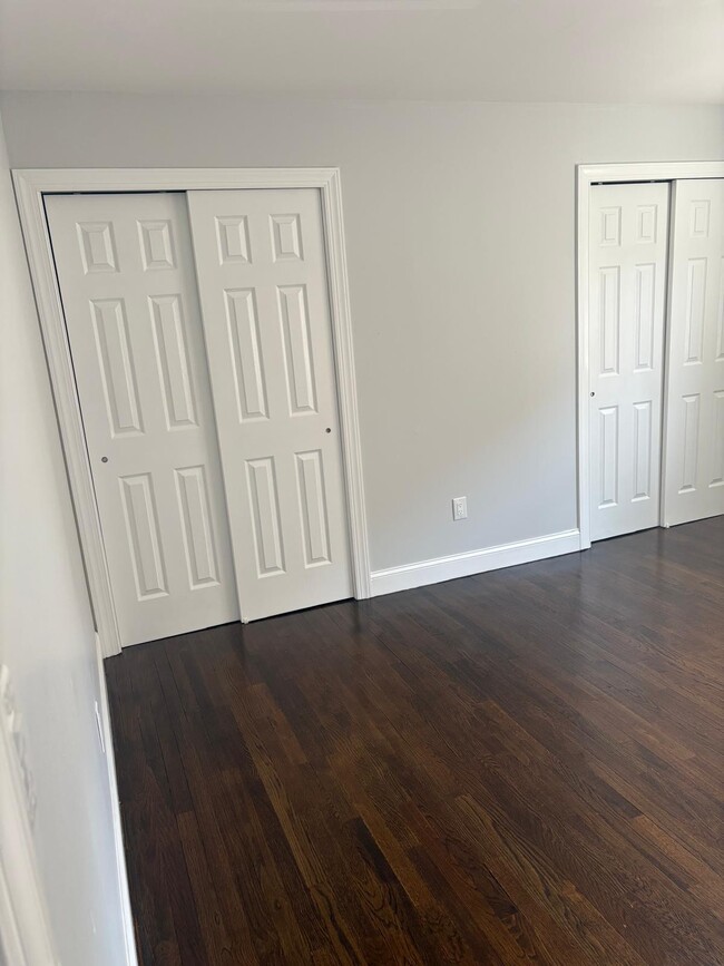 Photo - 400 Midland Ave