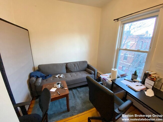 Photo - 54 Delle Ave