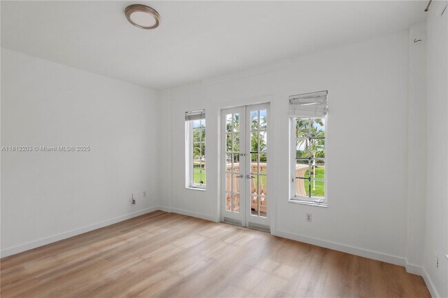 Photo - 918 Ocean Dr Unidad 208