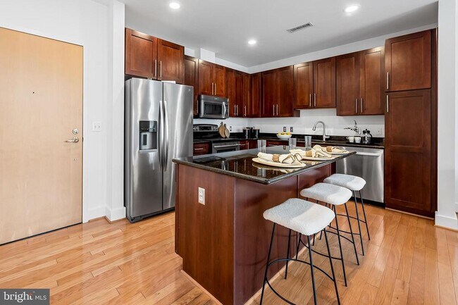 Photo - 2772 Lighthouse Point E Unit 211