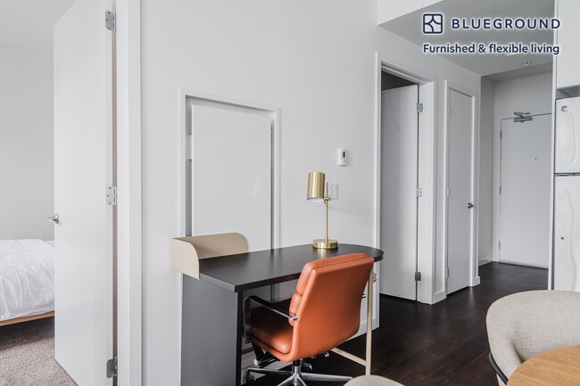 Photo - 288 106th Ave NE Unidad FL7-ID800