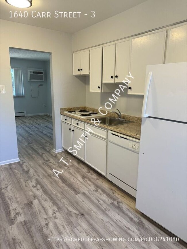 Photo - 1640 Carr St Unit 3
