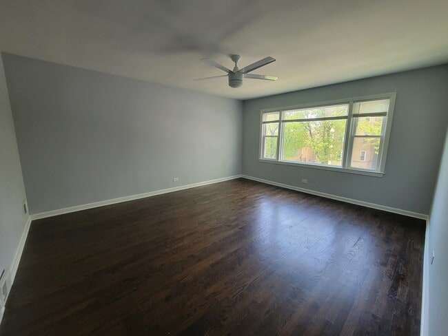 Photo - 6335 N Francisco Ave Unit 2S