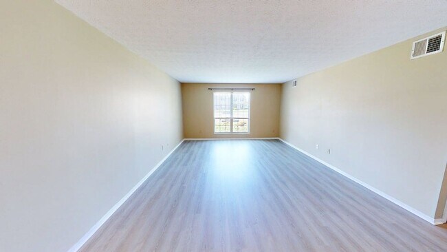 2064 Park Run Dr