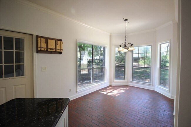 Photo - 107 Rainbow Dr