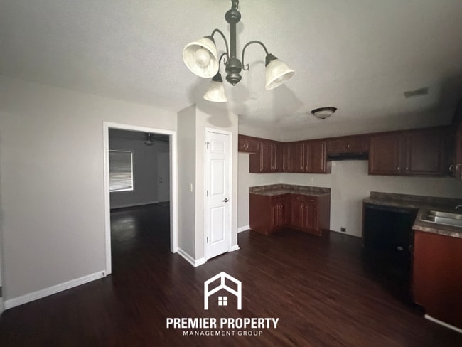 Photo - Charming 3BR/2BA Tuscaloosa Home | Hardwood Floors & Large Fenced Backyard