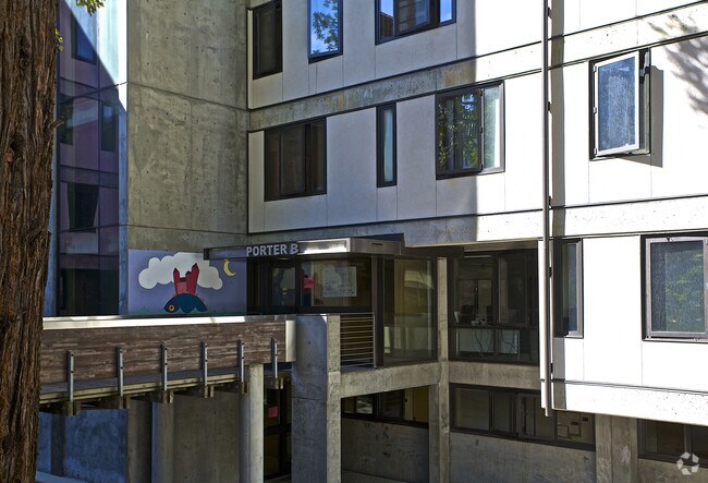 Photo - Porter College B