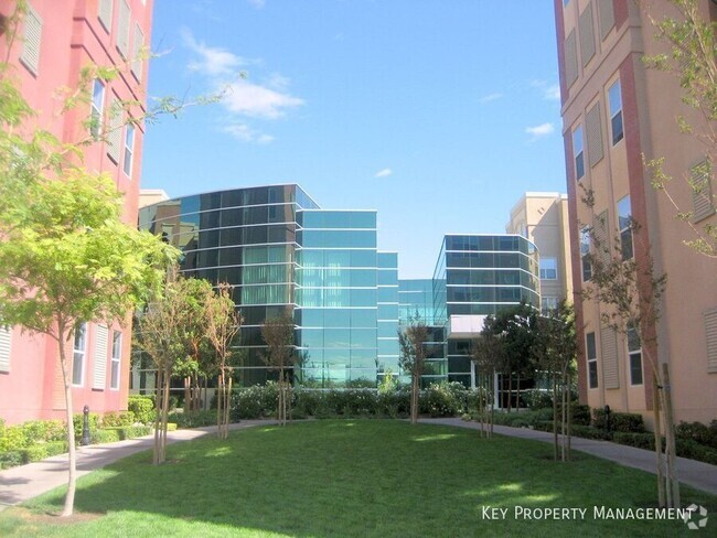 Building Photo - 20 E Serene Ave Unit #104 Rental