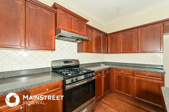 942 Creek Bottom Rd SW