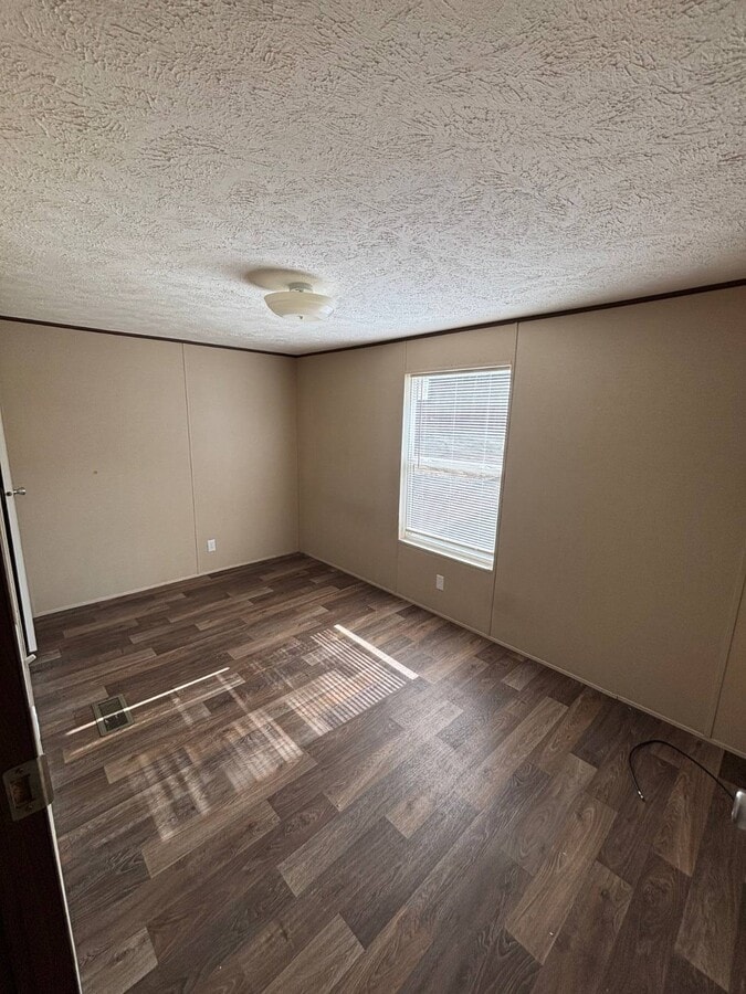 Photo - 143 Yarbro Rd