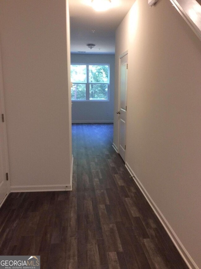 Photo - 1627 Larkspur Trl