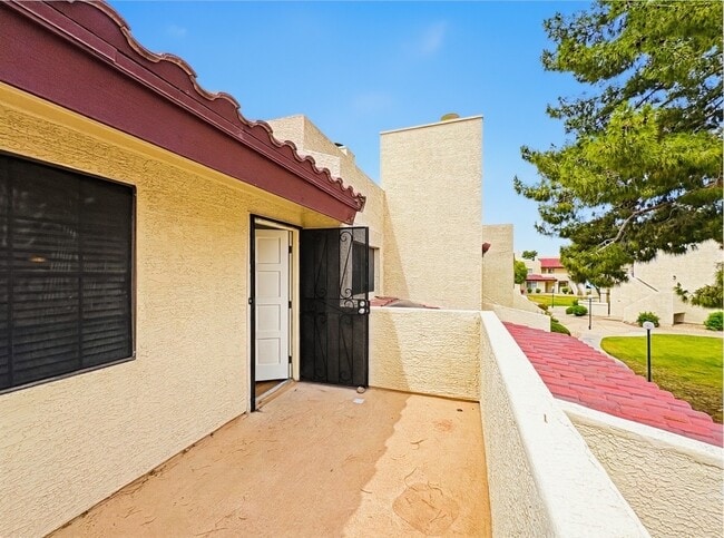 Photo - 2020 W Union Hills Dr Unit 254