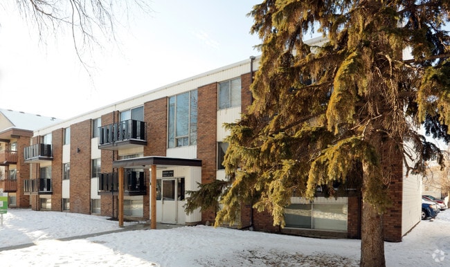 Building Photo - Madison Arms