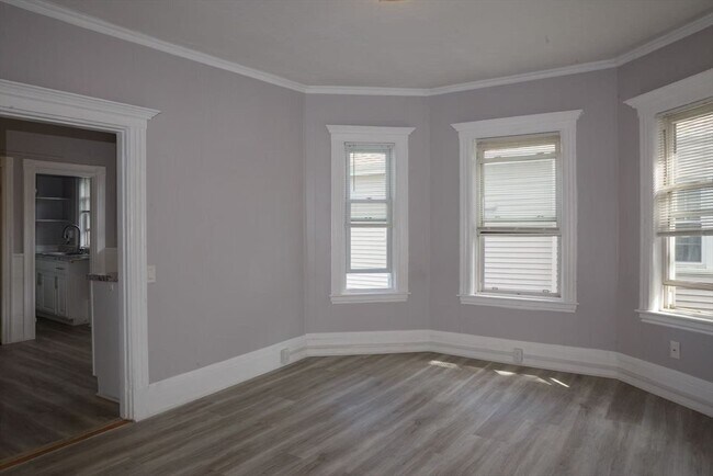 Photo - 285 Medford St Unit 2