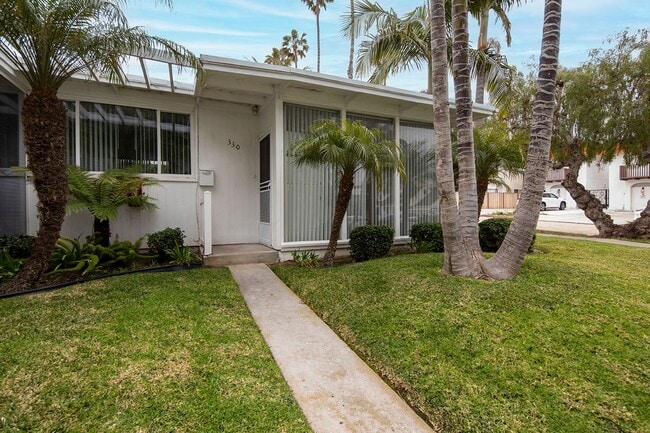 The Perfect 2 BR for Beach Lovers! Only 1 ... - The Perfect 2 BR for Beach Lovers! Only 1 ... Apartment Unit 330