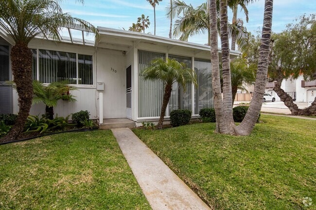Building Photo - The Perfect 2 BR for Beach Lovers! Only 1 ... Unit 330 Rental