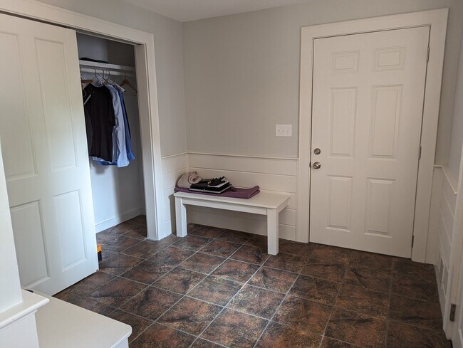 Photo - 7 Morse Croft Ln